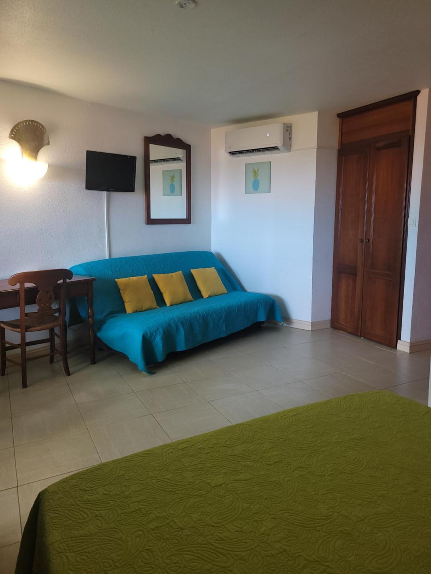Turquoise Caritan Apartment Сент-Ан Екстериор снимка
