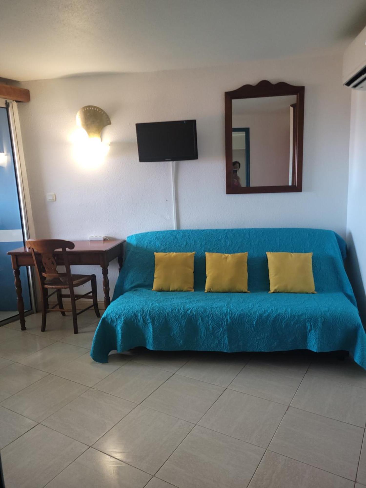 Turquoise Caritan Apartment Сент-Ан Екстериор снимка