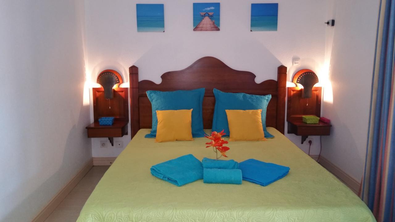 Turquoise Caritan Apartment Сент-Ан Екстериор снимка